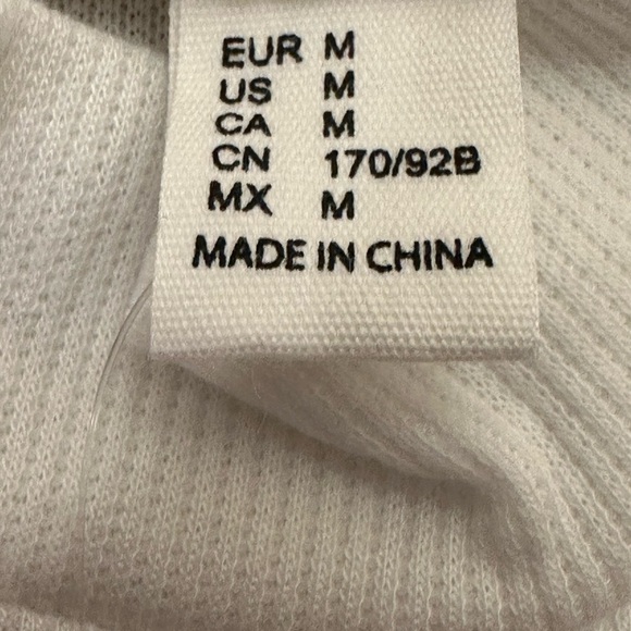 Floerns White Puff Sleeve Mock Neck Ribbed Top - Medium Layering Essential Basic - Picture 8 of 13